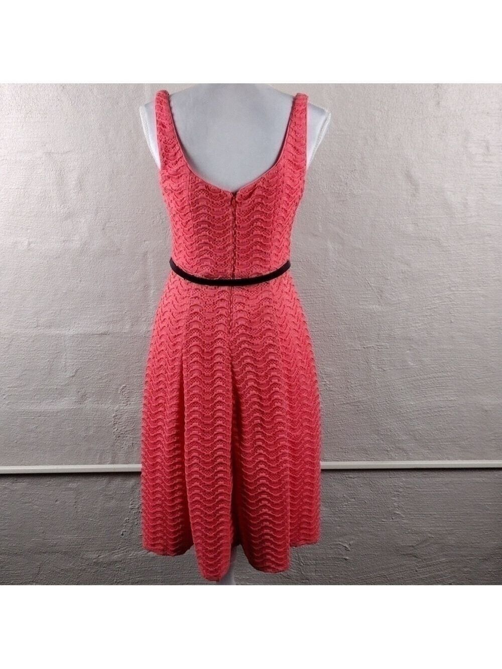 Luxe by Carmen Marc Valvo Peach Scoop Neck Sleeveless Knee Length A-Line Dress - Picture 7 of 15